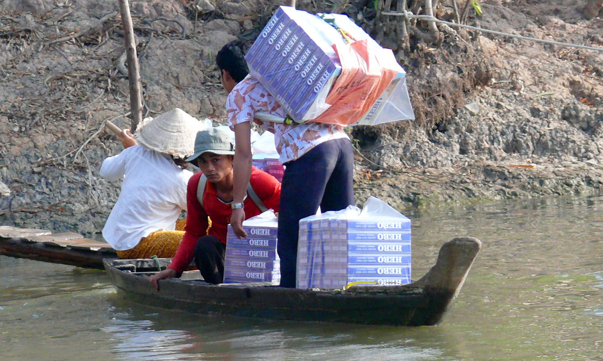Buôn Lậu Là