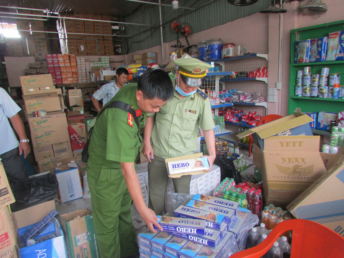 Tội Buôn Bán Thuốc Lá Lậu